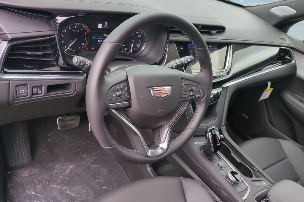 New 2025 Cadillac XT6 Sport AWD/4WD image 6