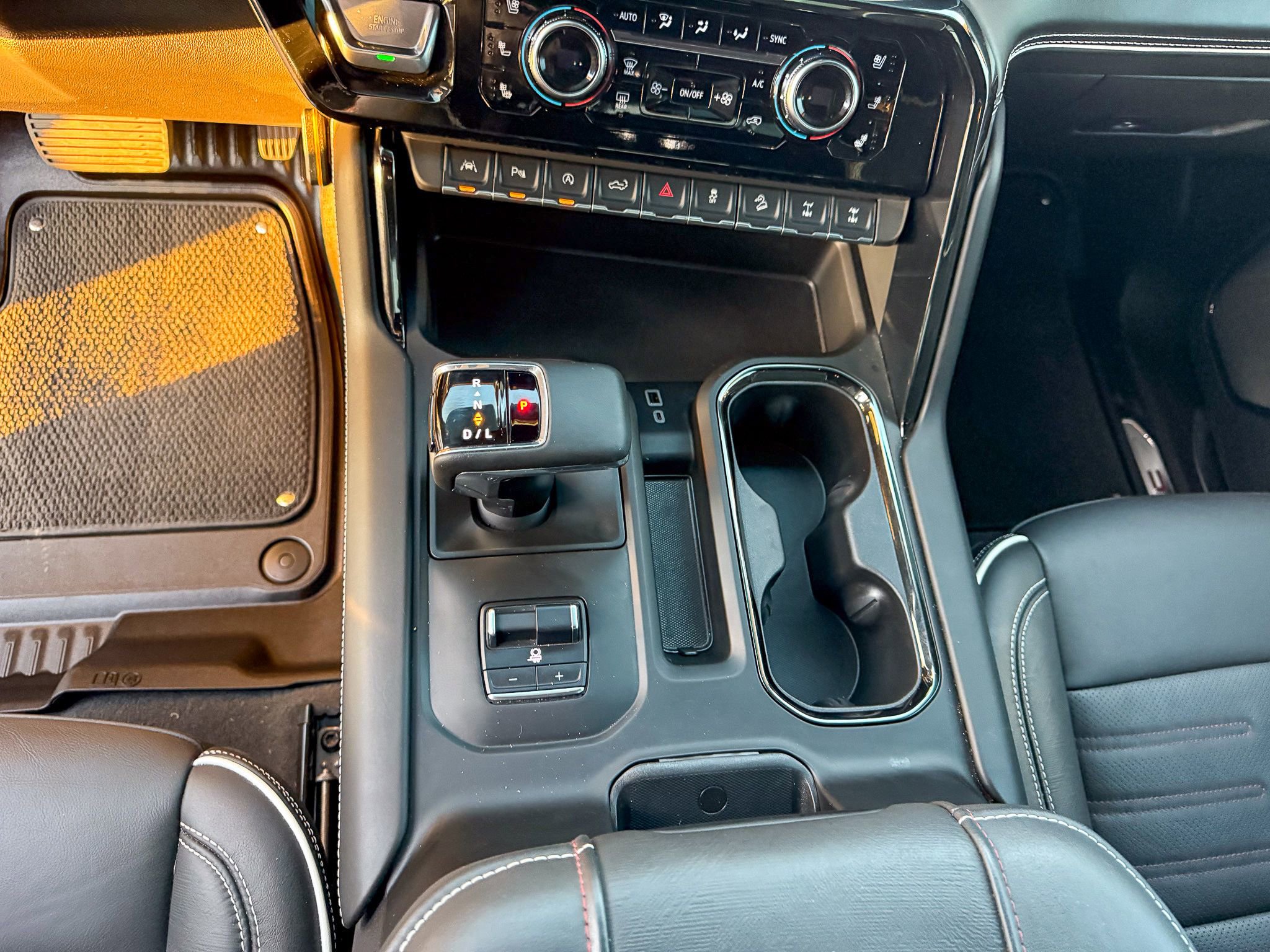 Used 2024 GMC Sierra 1500 AT4X image 17