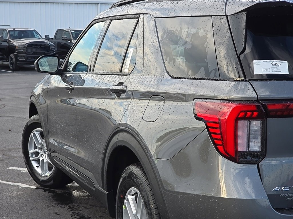 New 2026 Ford Explorer Active image 62