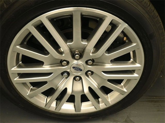 Used 2023 Ford Expedition Limited image 9