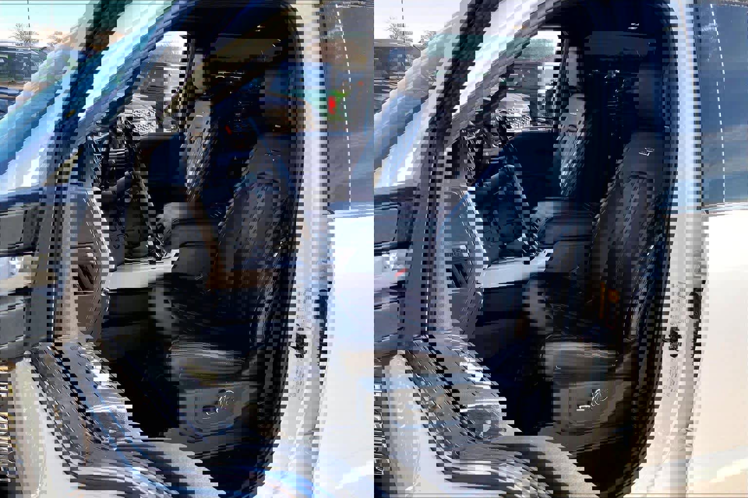 Used 2020 Ford F350 Platinum image 7