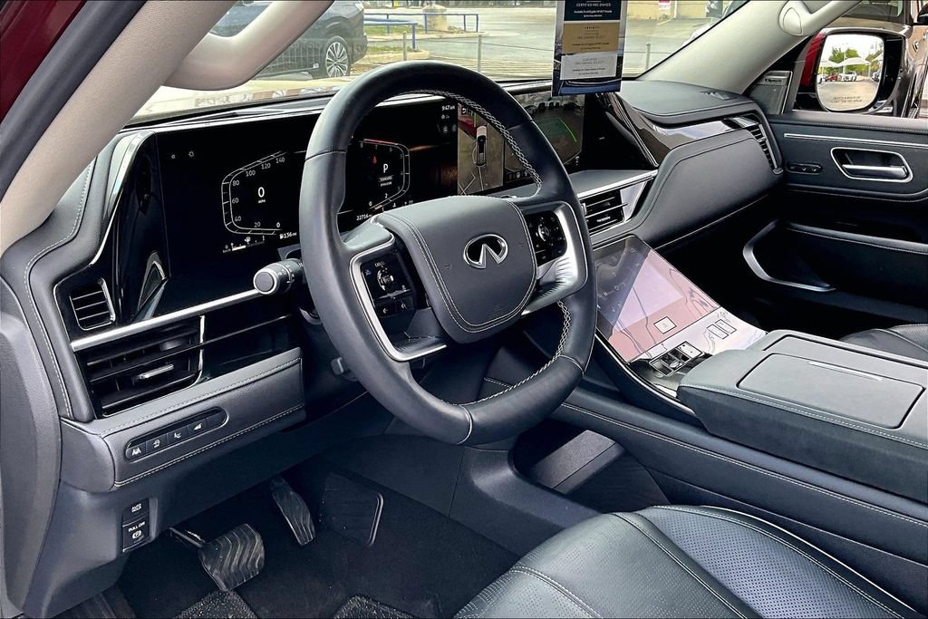 Certified 2025 INFINITI QX80 Sensory AWD/4WD image 17