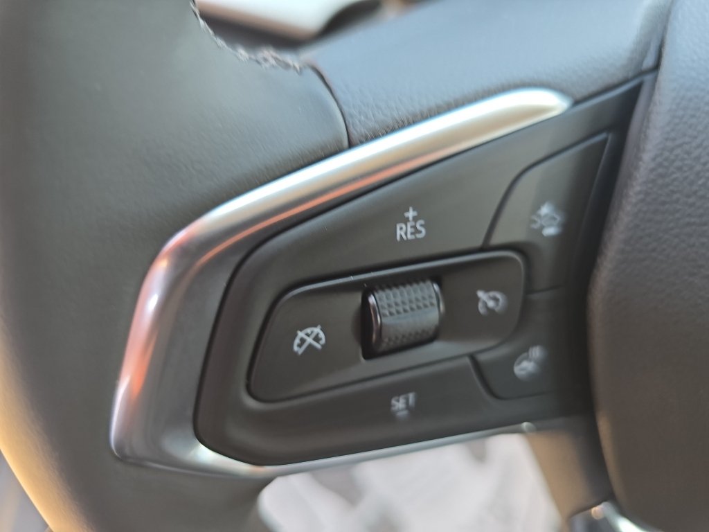 New 2026 Chevrolet Trax LT w/ Driver Confidence Package FWD image 19