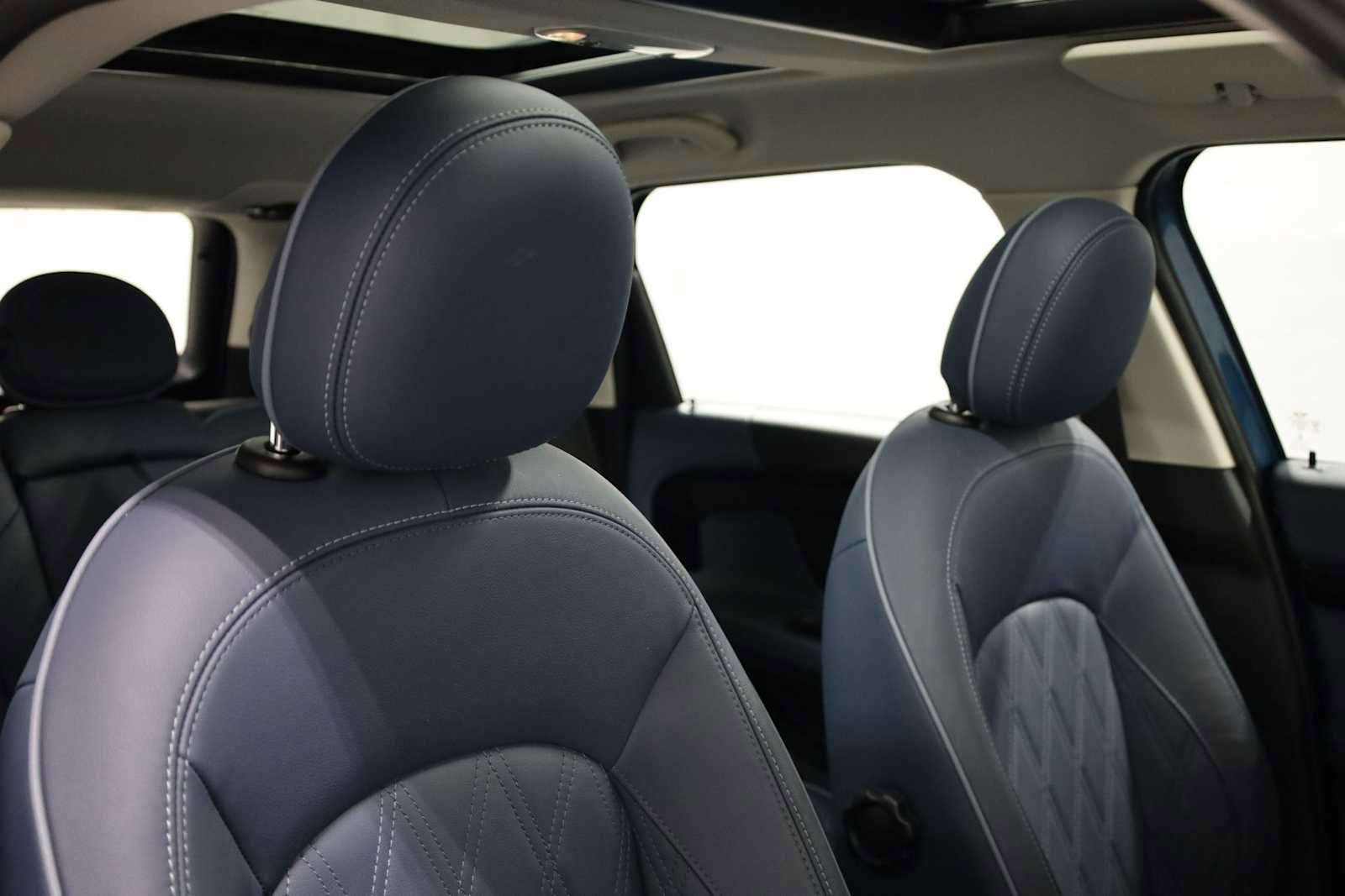 Used 2023 MINI Cooper Countryman S w/ Signature Upholstery Package image 21