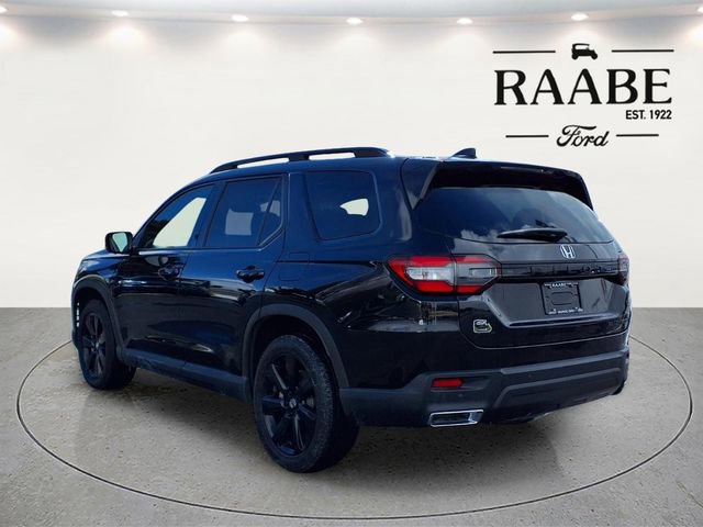 Used 2025 Honda Pilot Black Edition image 5