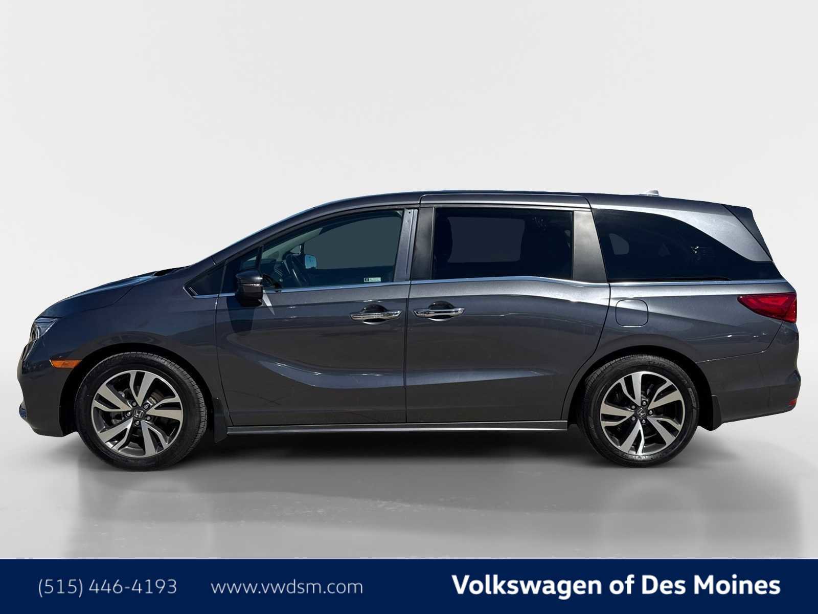 Used 2023 Honda Odyssey Touring image 3