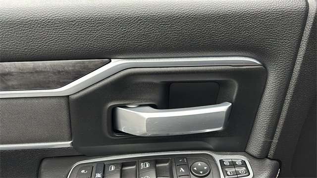 Used 2024 RAM 2500 Big Horn w/ Bed Utility Group image 12