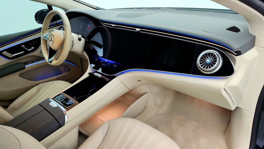 Used 2023 Mercedes-Benz EQS 580 4MATIC Sedan image 25