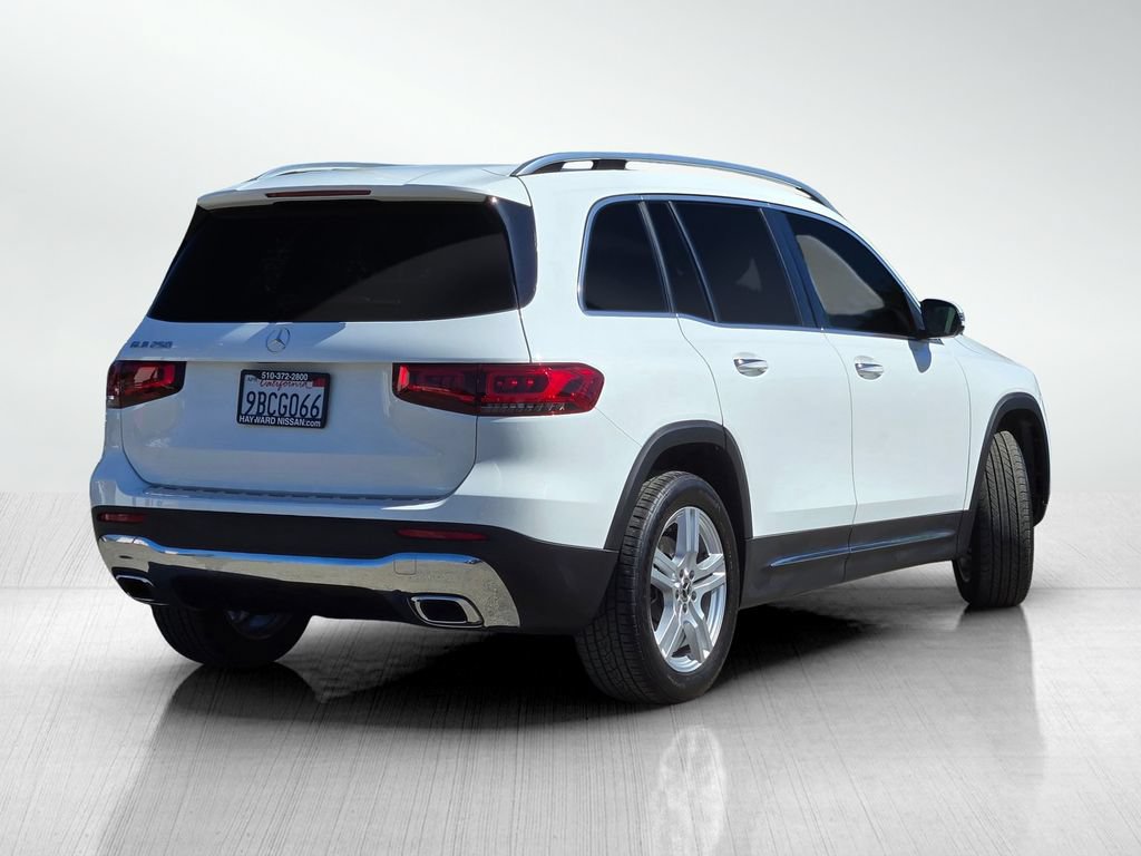 Used 2022 Mercedes-Benz GLB 250 image 5