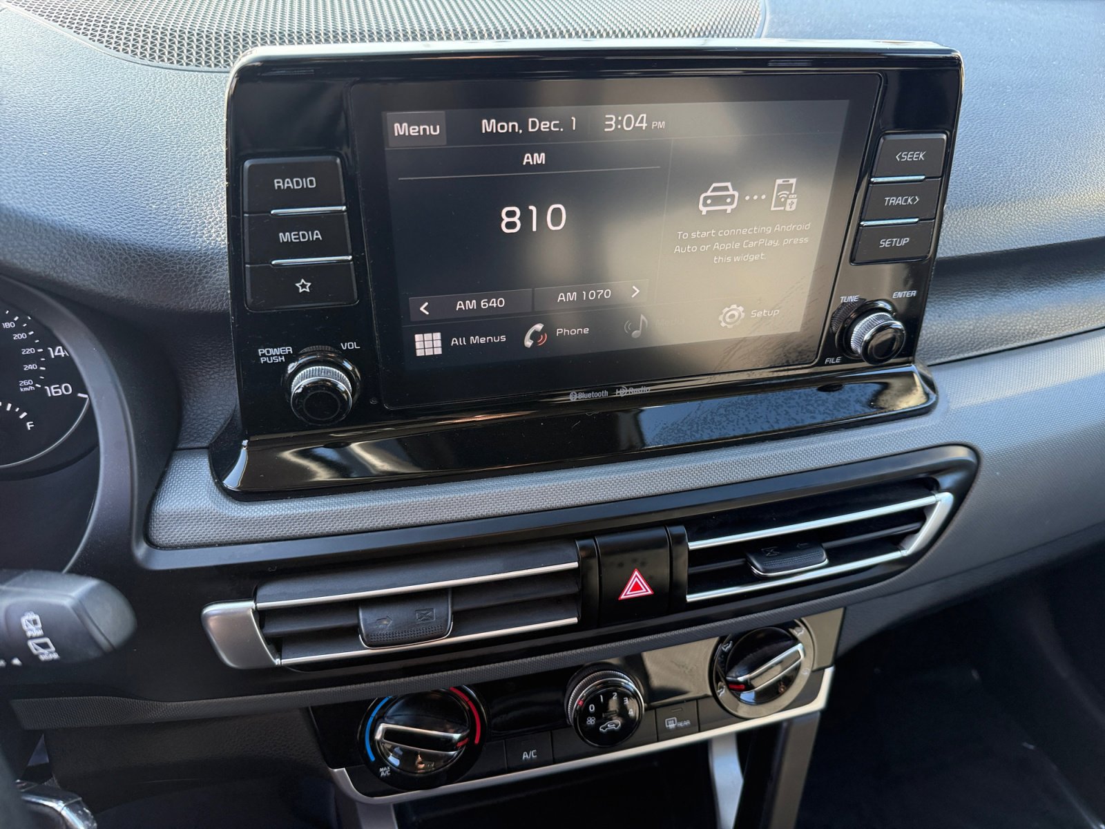 Used 2023 Kia Seltos LX image 12