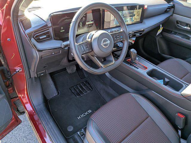 Used 2025 Nissan Kicks SR AWD/4WD image 10