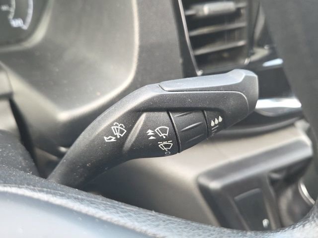 Used 2023 Ford Transit 350 XLT image 31