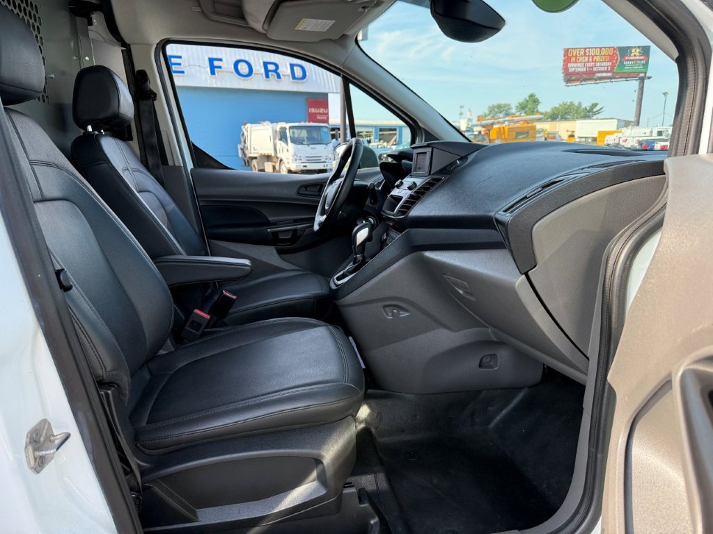 Used 2020 Ford Transit Connect XL FWD image 24