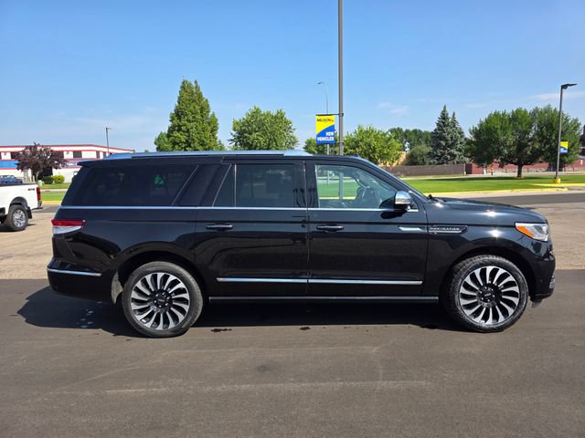Used 2023 Lincoln Navigator L Black Label AWD/4WD image 8