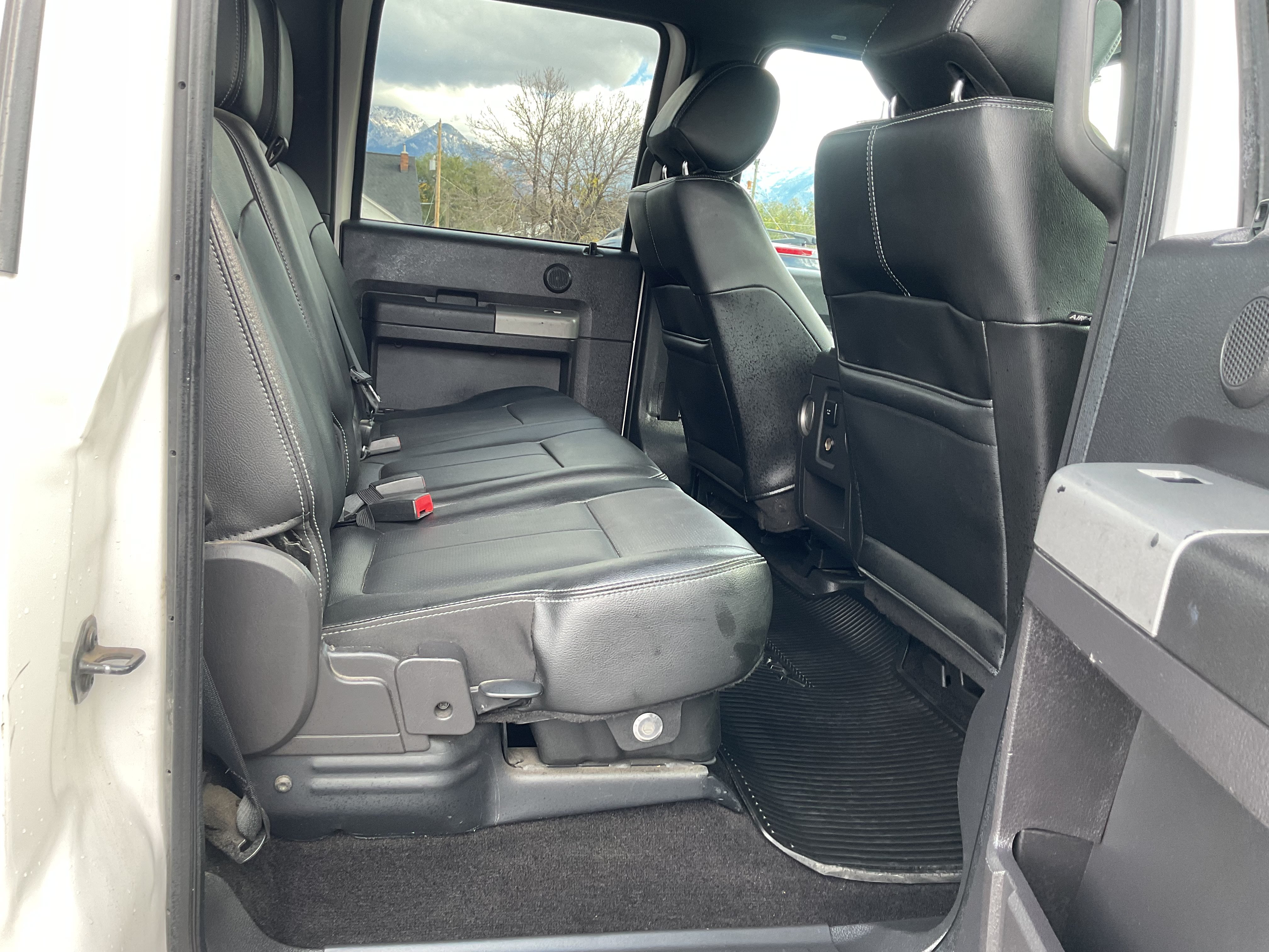 Used 2016 Ford F250 Lariat w/ Lariat Ultimate Package AWD/4WD image 18