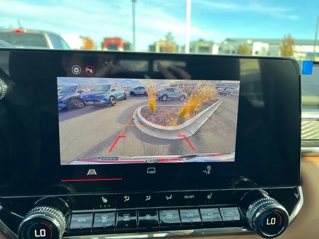 New 2025 GMC Canyon AT4 image 17