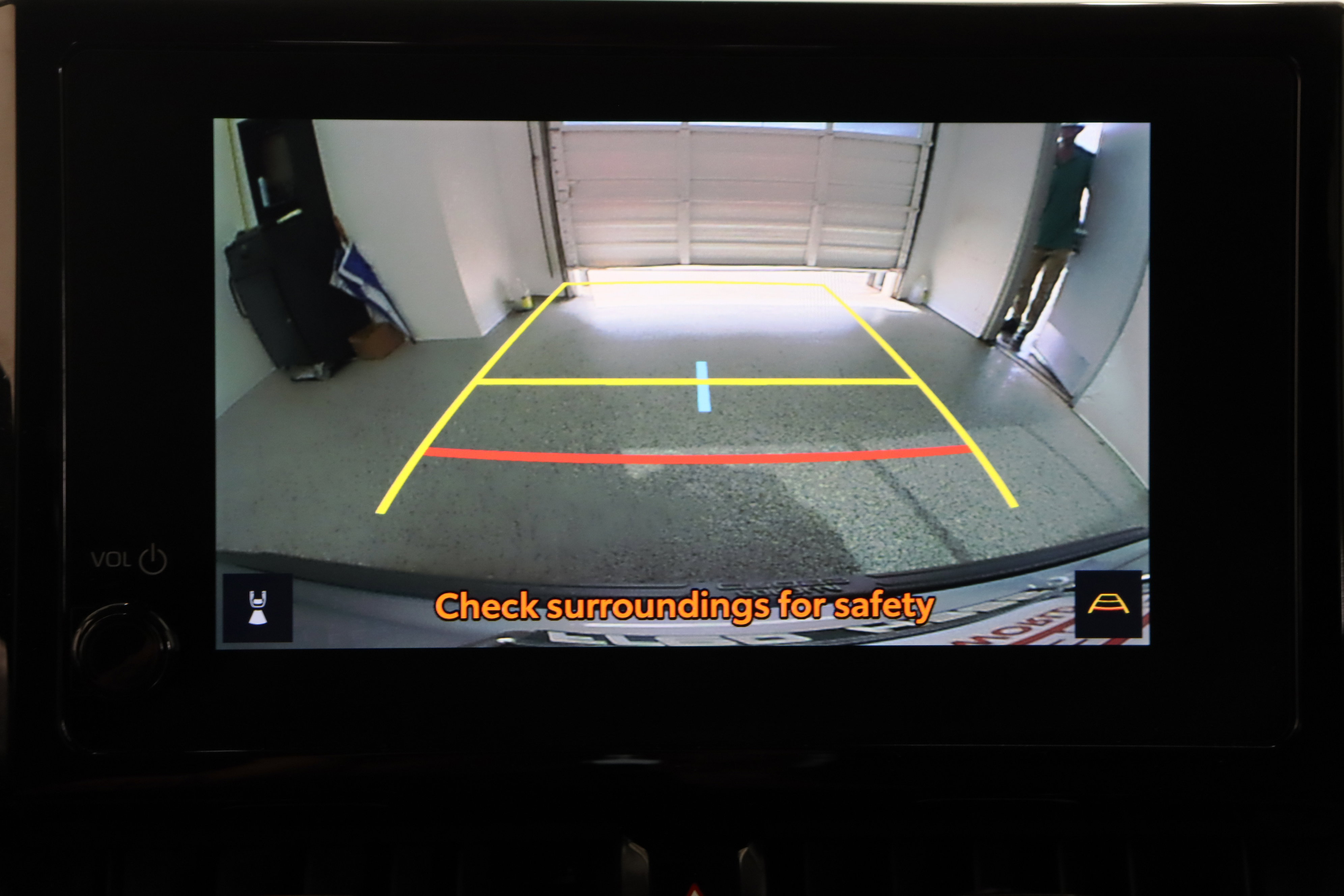 Used 2023 Toyota Corolla Cross XLE w/ Convenience Package FWD image 21