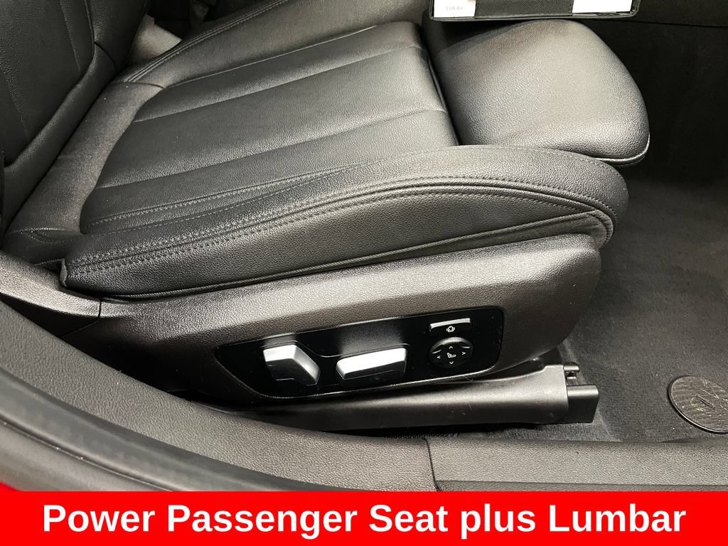 Used 2020 BMW 330i xDrive Sedan w/ Convenience Package AWD/4WD image 11