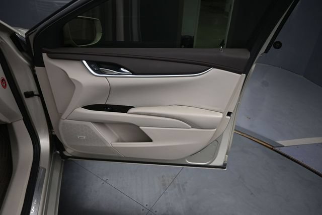 Used 2015 Cadillac XTS FWD image 12