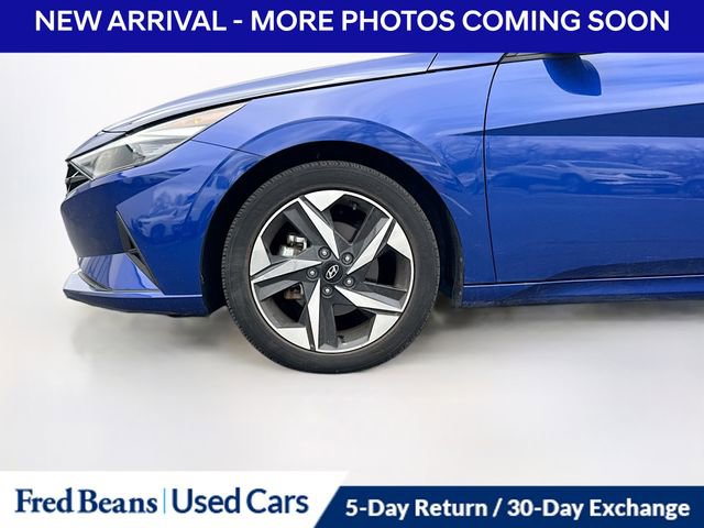 Used 2023 Hyundai Elantra SEL w/ Convenience Package image 11
