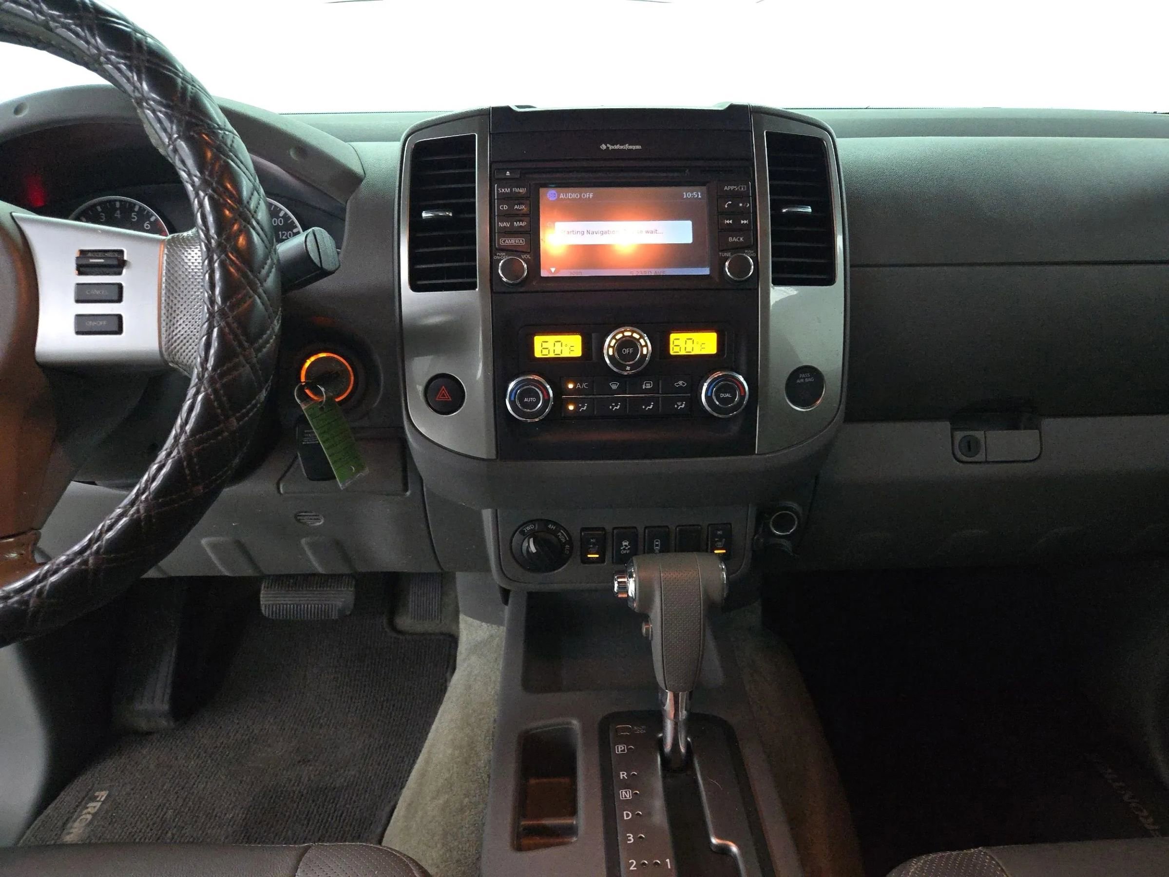 Used 2015 Nissan Frontier SL w/ Moonroof Package image 14