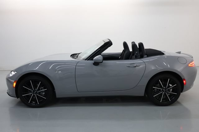 Used 2024 MAZDA MX-5 Miata Grand Touring w/ Weather Package RWD image 52