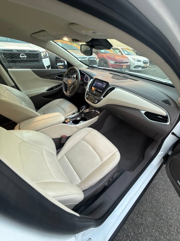 Used 2024 Chevrolet Malibu LT FWD image 22