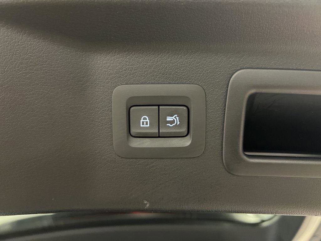 Used 2025 MAZDA CX-70 Plug-In Hybrid w/ Premium Pkg image 33