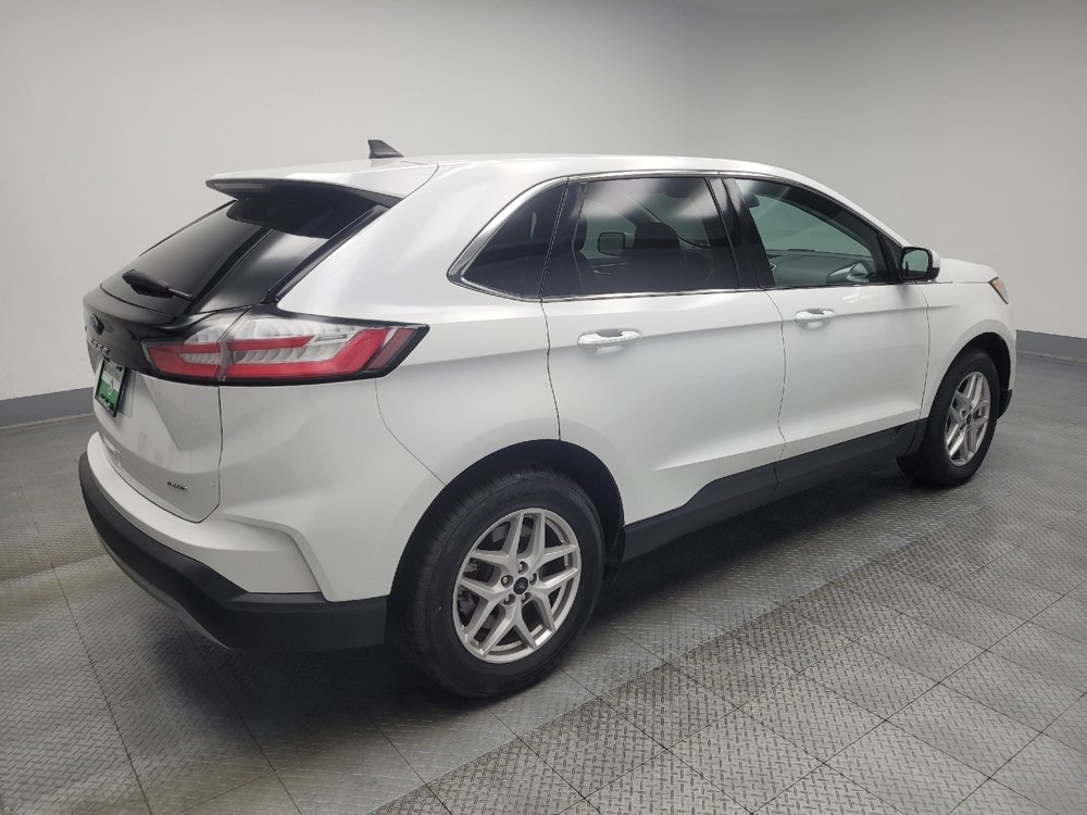 Used 2023 Ford Edge SEL image 10