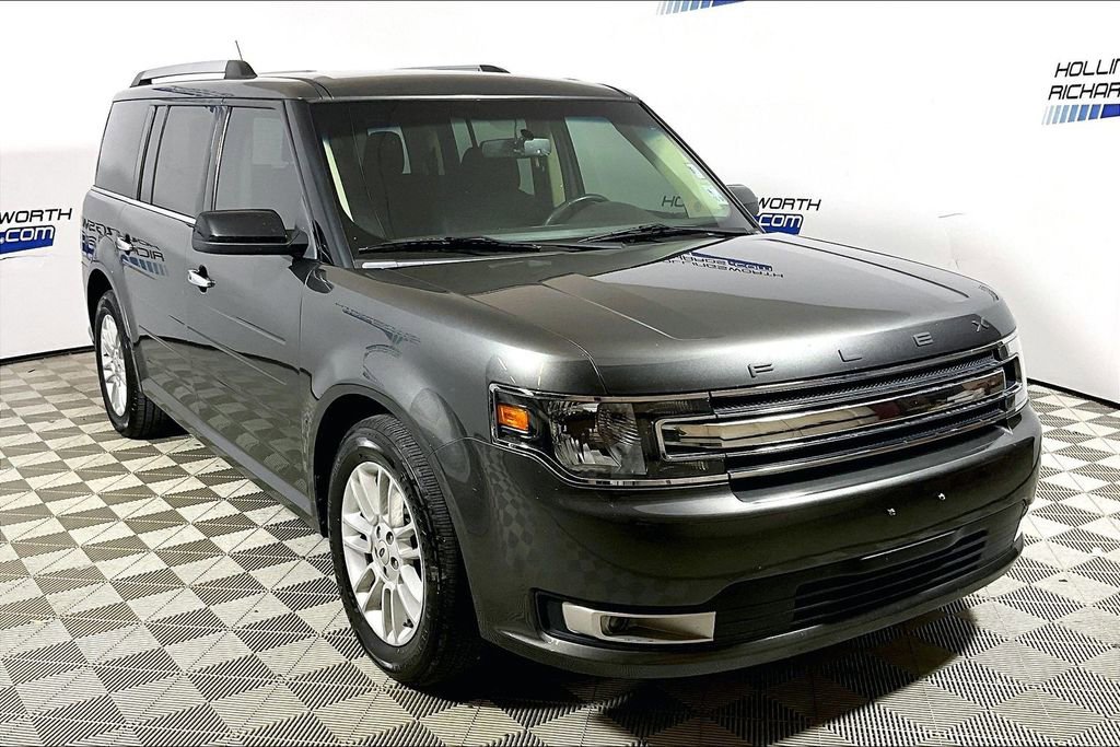 Used 2019 Ford Flex SEL FWD image 3