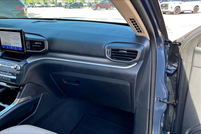 Used 2020 Ford Explorer XLT w/ Equipment Group 202A image 17