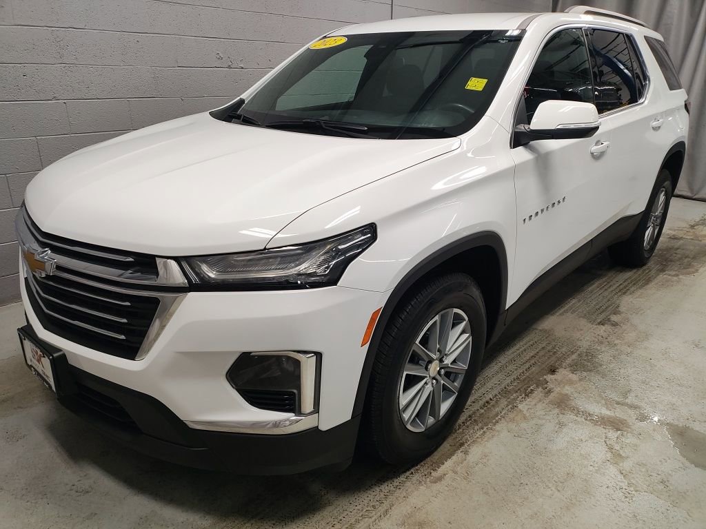 Used 2023 Chevrolet Traverse LT image 18