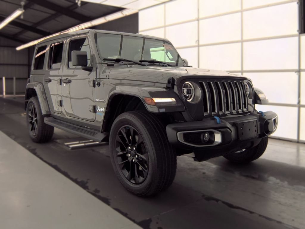 Certified 2022 Jeep Wrangler Unlimited Sahara w/ Cold Weather Group AWD/4WD image 3