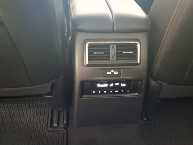 Used 2025 MAZDA CX-70 Plug-In Hybrid w/ Premium Pkg AWD/4WD image 19