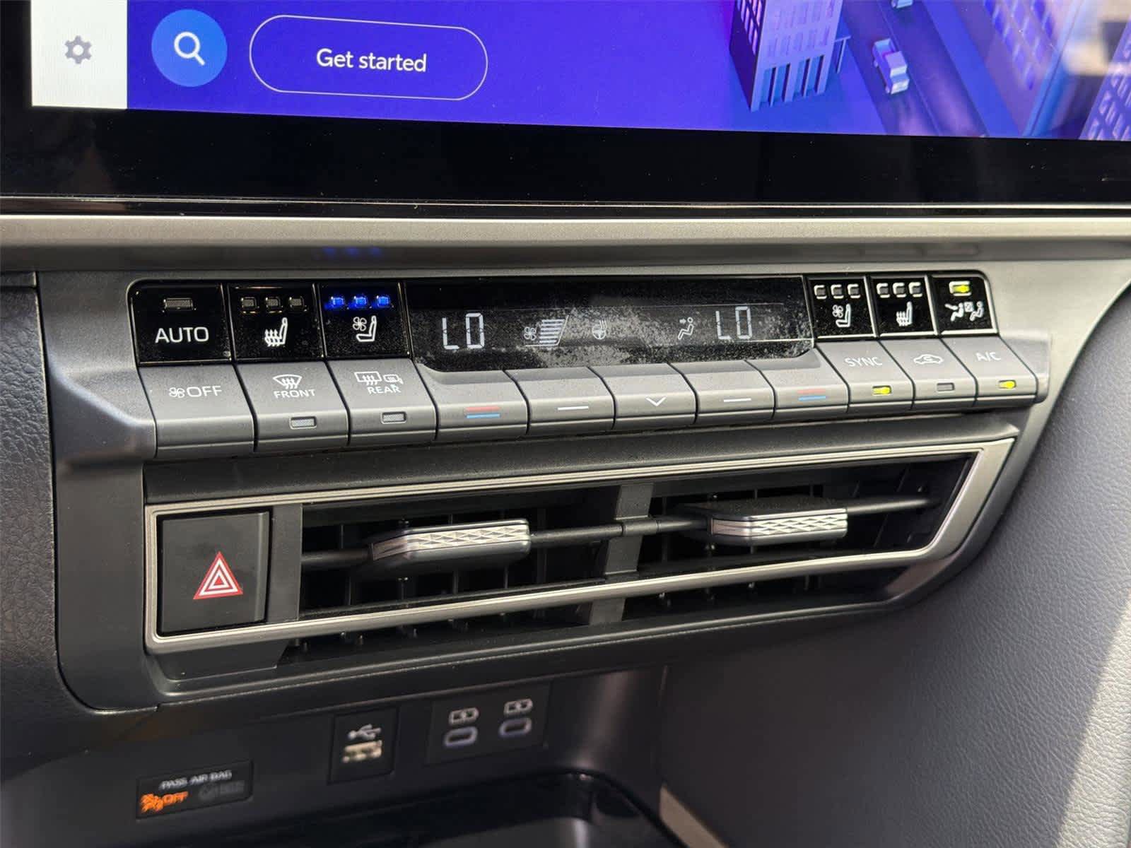 Used 2025 Toyota Camry XSE FWD image 38