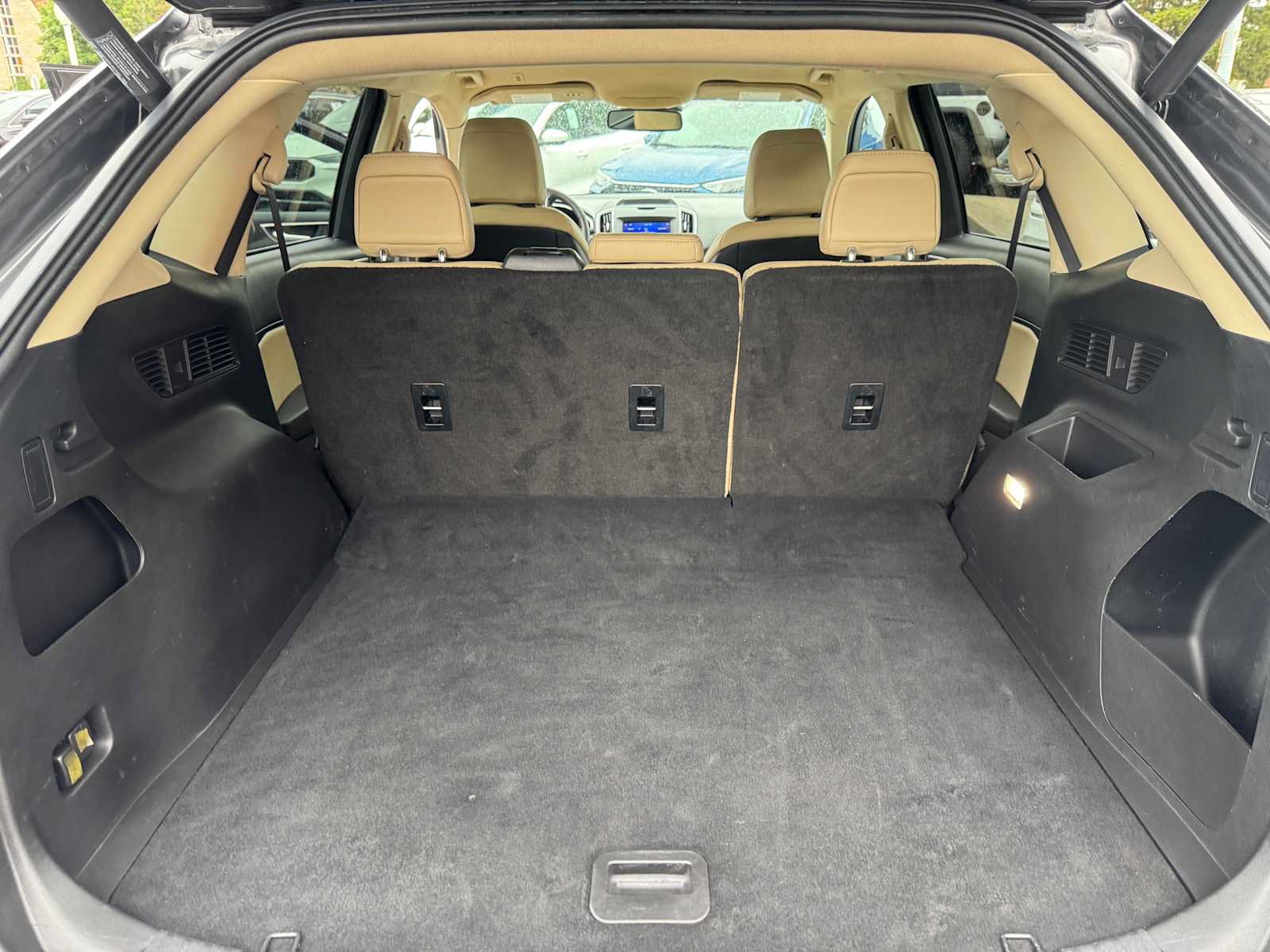 Used 2020 Ford Edge SEL w/ Convenience Package FWD image 30