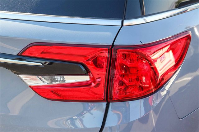 Certified 2024 Honda Odyssey Touring image 9