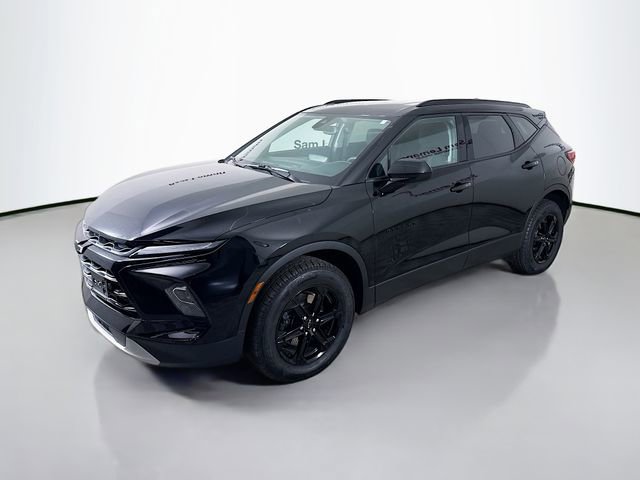 Used 2024 Chevrolet Blazer LT w/ Convenience Package image 3