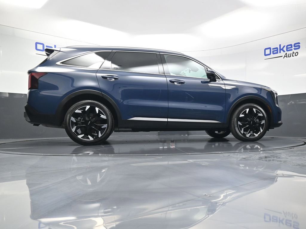 New 2025 Kia Sorento EX image 48