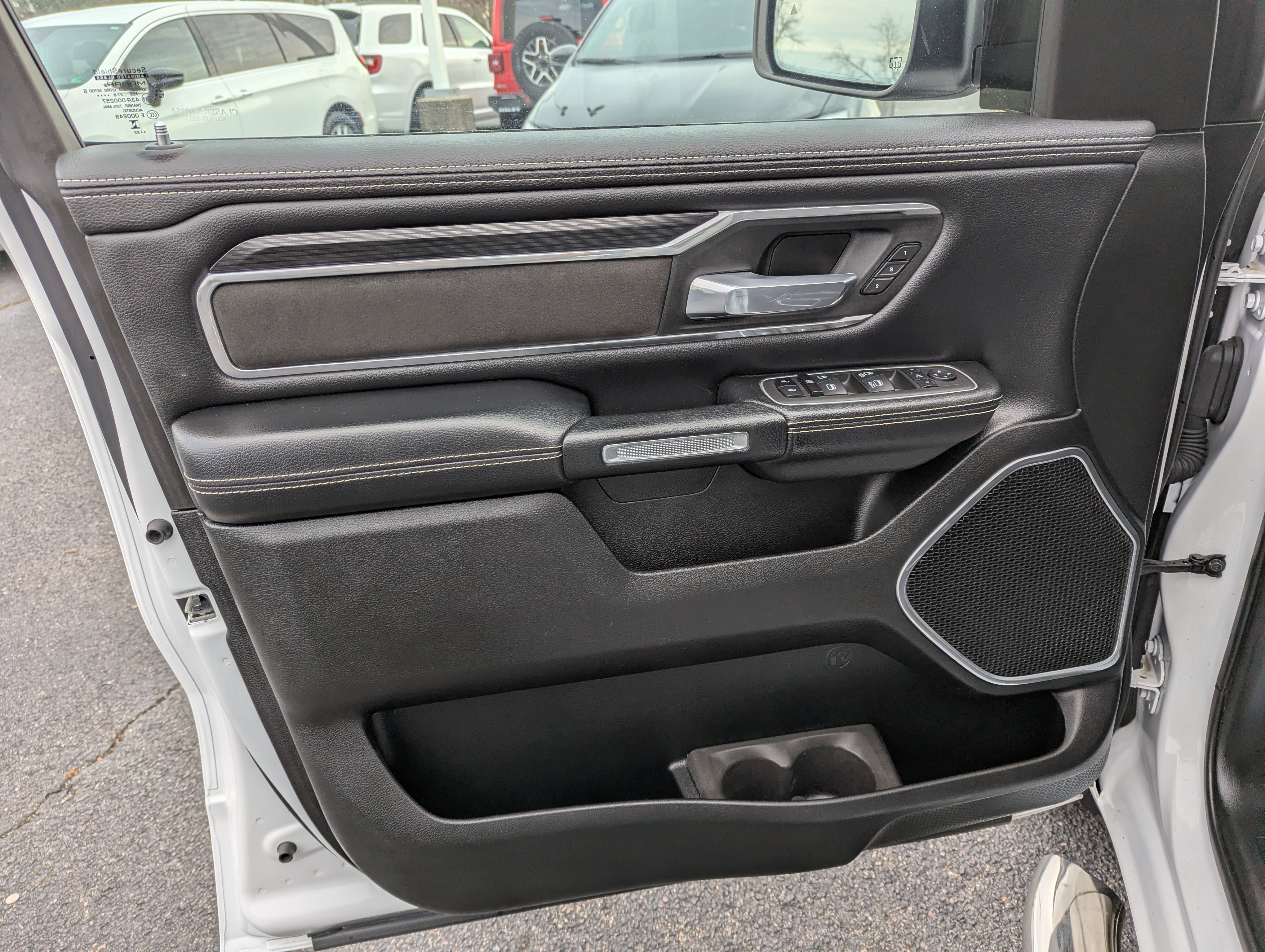 Used 2023 RAM 1500 Laramie image 19