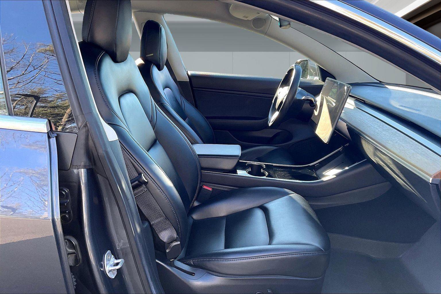 Used 2019 Tesla Model 3 Long Range image 7