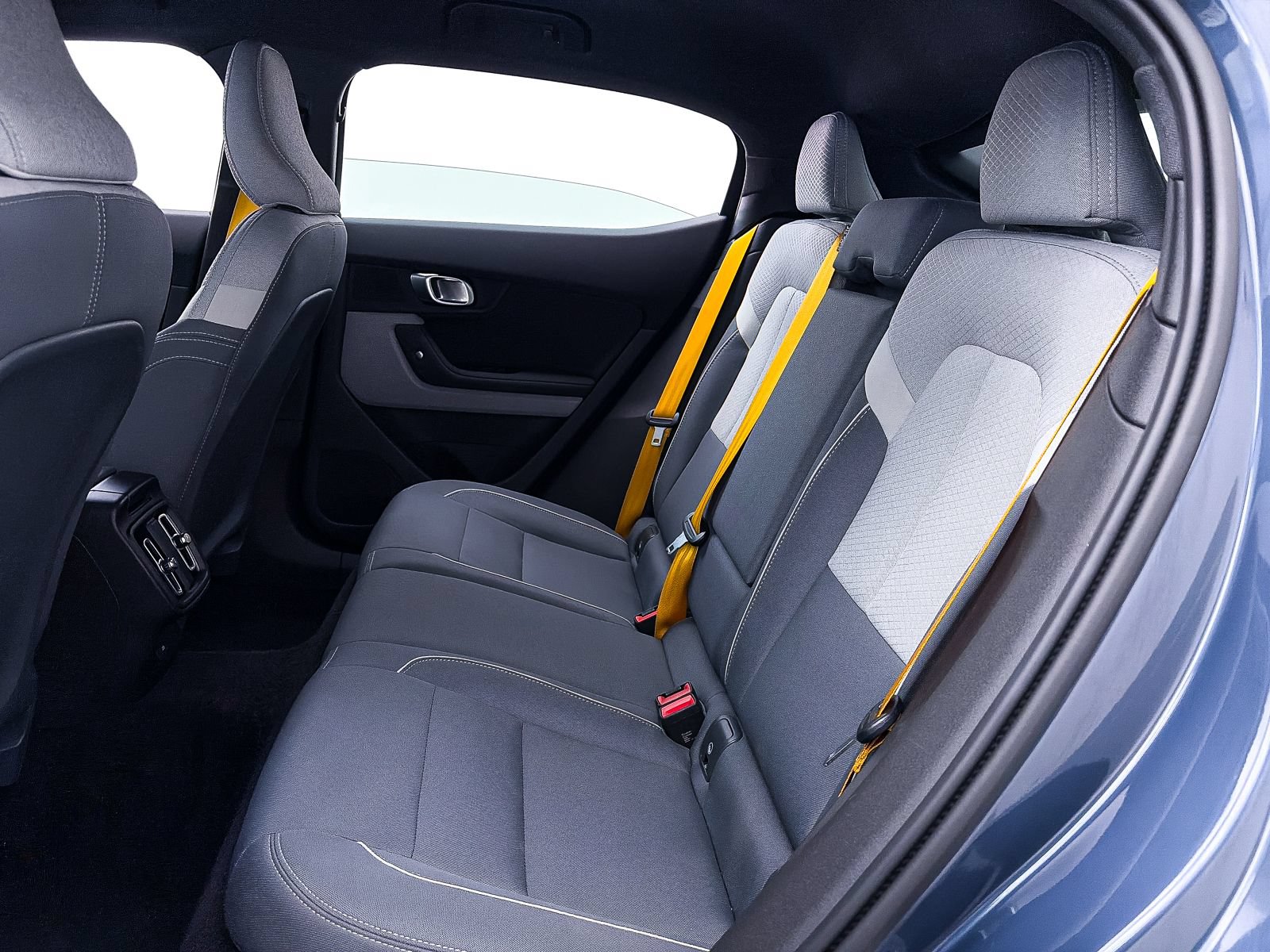 Used 2023 Polestar Polestar 2 AWD/4WD image 40