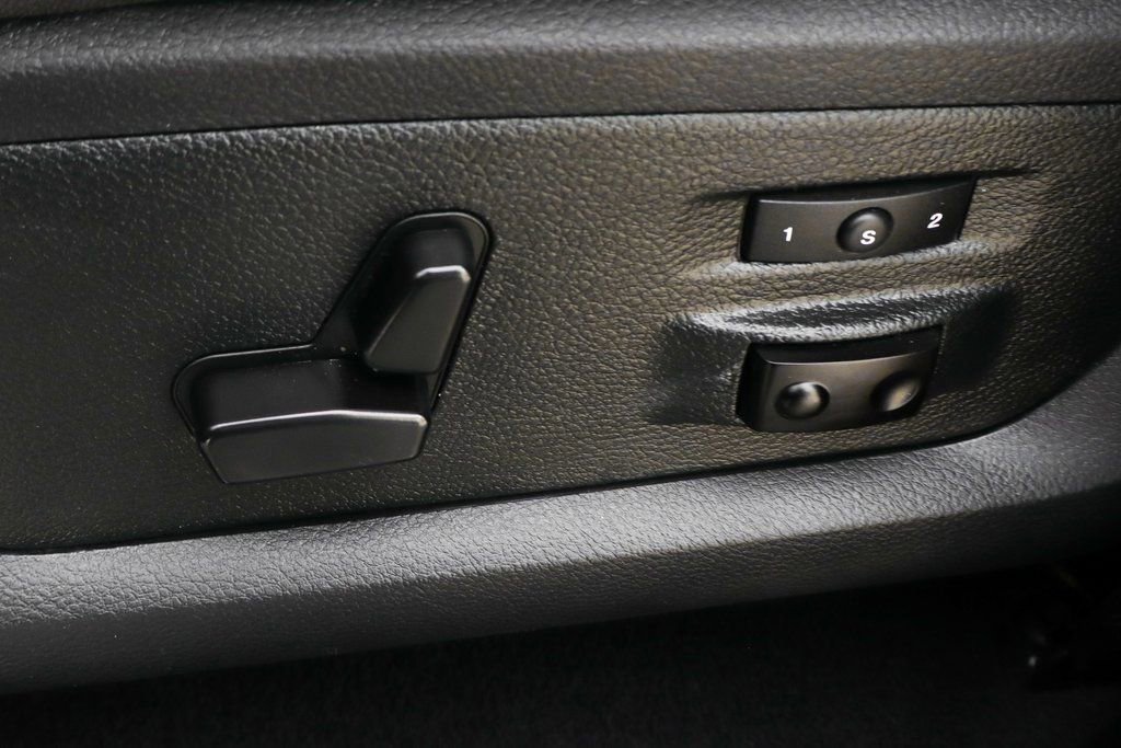 Used 2014 RAM 2500 Limited image 19