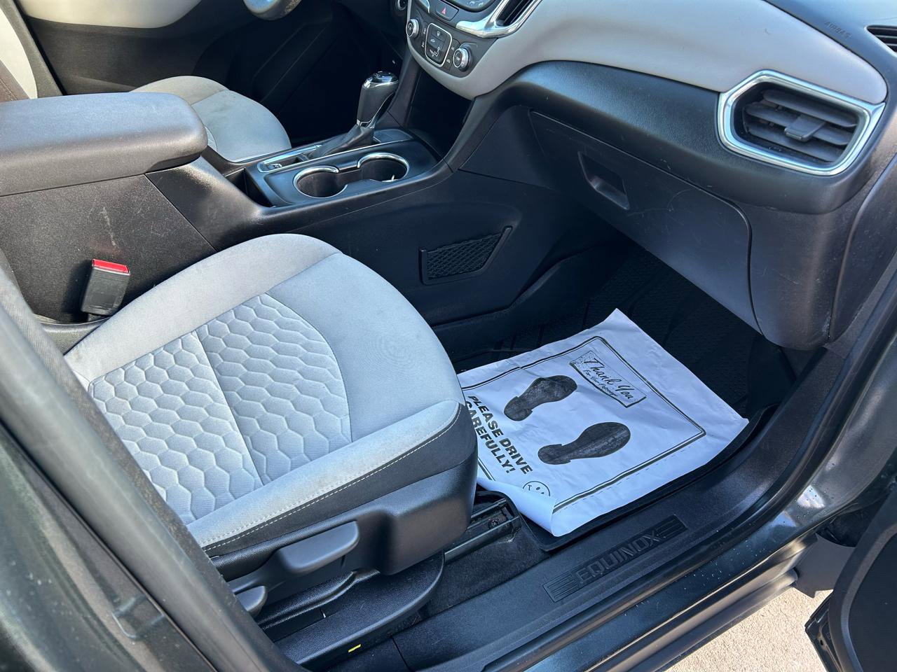 Used 2018 Chevrolet Equinox LS image 12