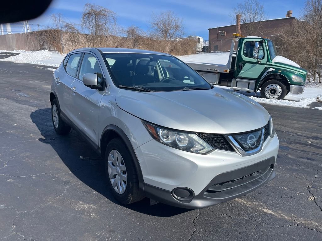 Used 2019 Nissan Rogue Sport S image 8