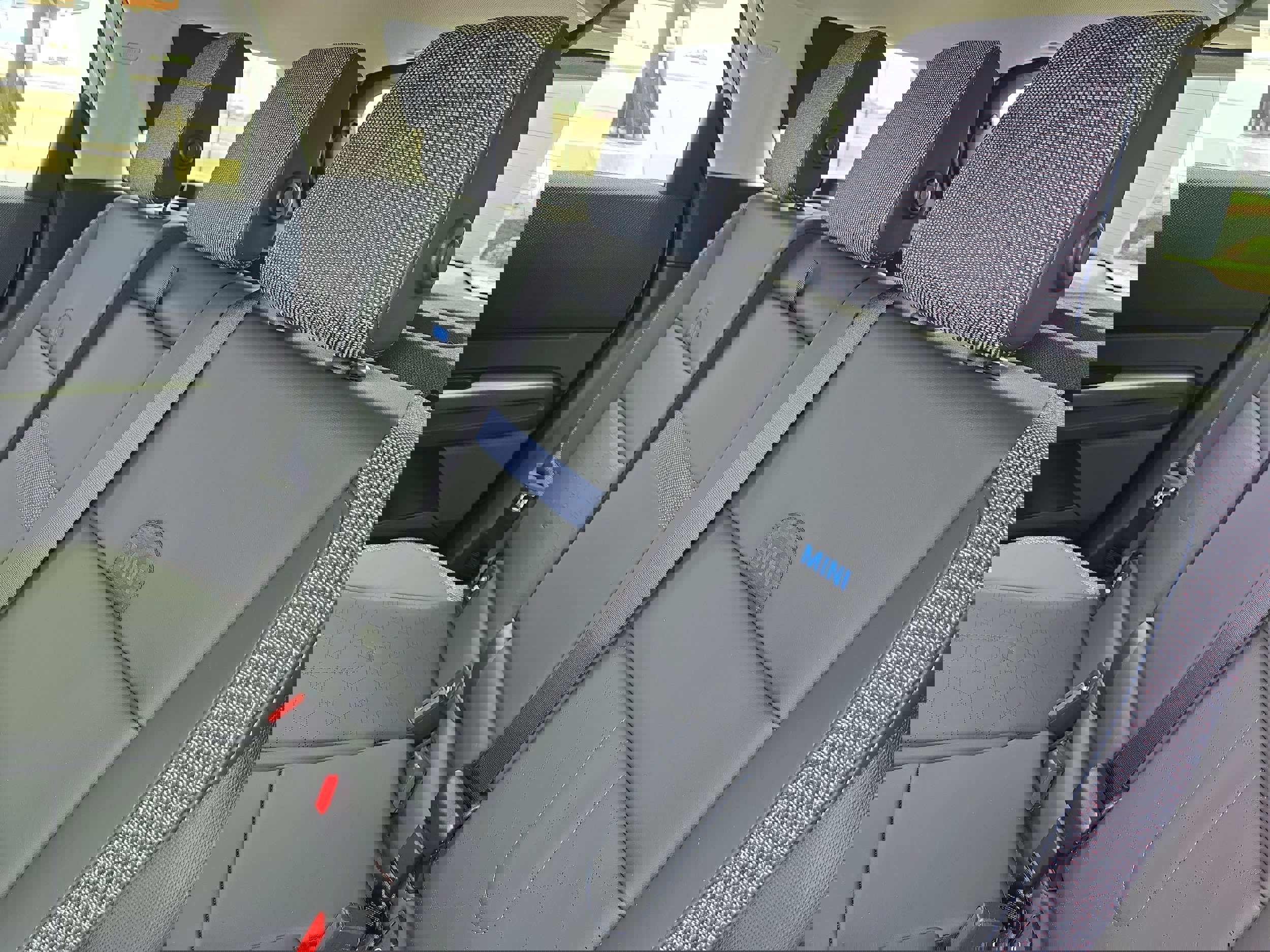 Used 2025 MINI Cooper Countryman S w/ Comfort Package Max image 14