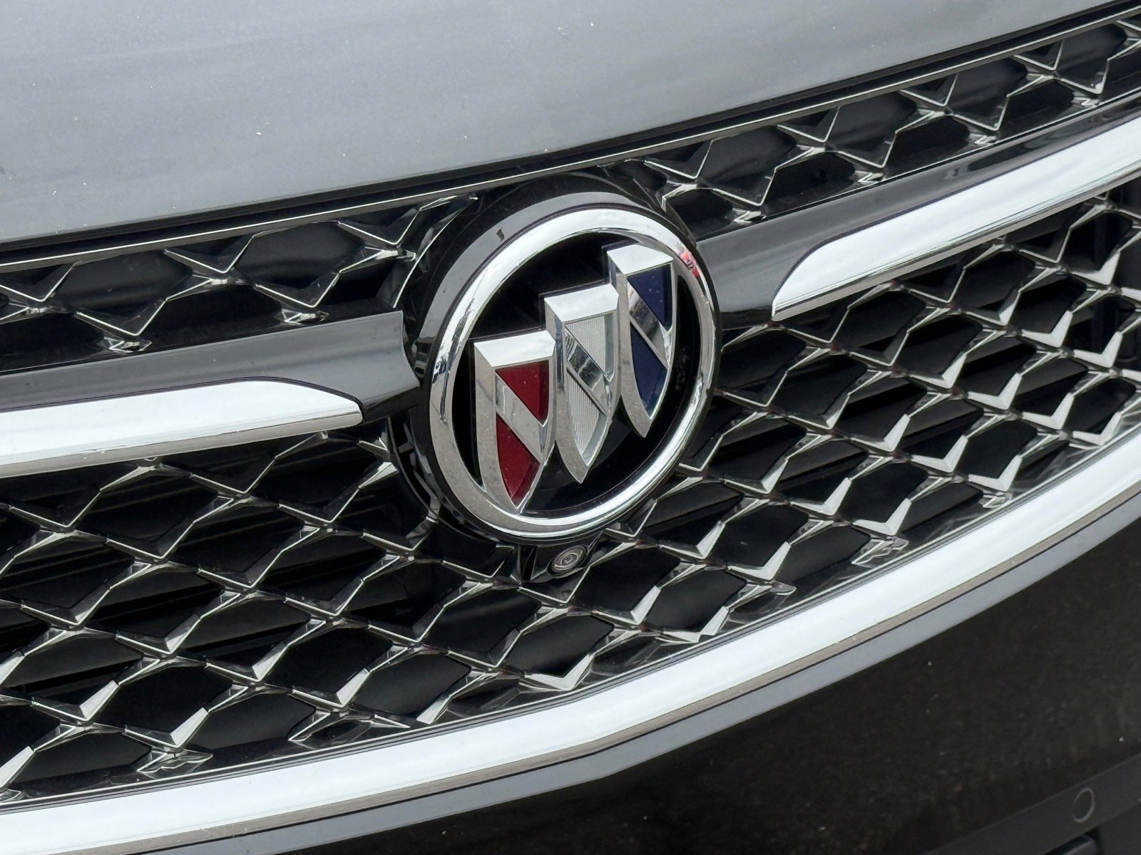 Used 2023 Buick Envision Avenir image 31