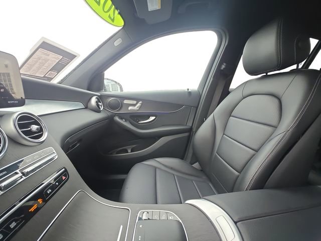Used 2022 Mercedes-Benz GLC 300 4MATIC image 11