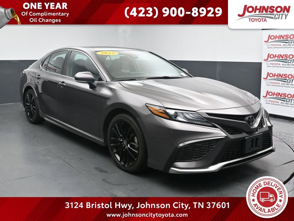 Used 2023 Toyota Camry XSE FWD image 1