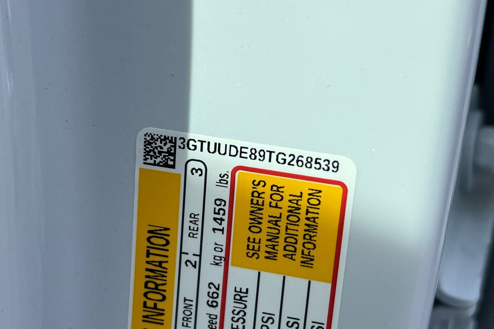 New 2026 GMC Sierra 1500 SLT w/ SLT Premium Plus Package image 23